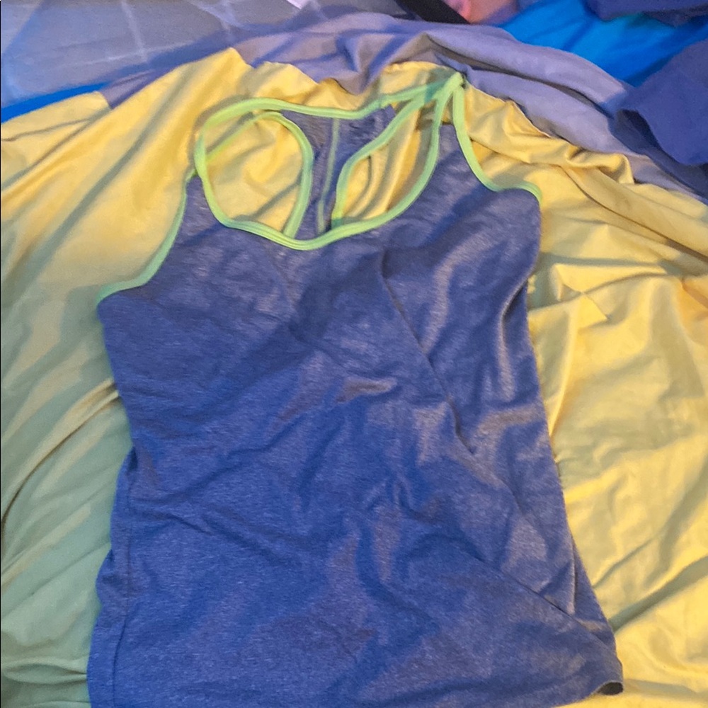 Fitted Gray and Green Sleeveless Tank Top with Cut Out Design